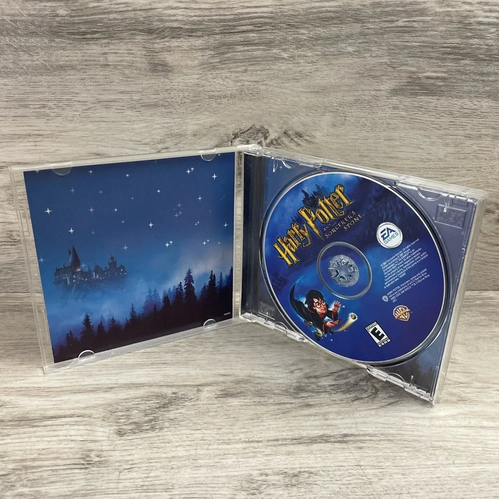 Harry Potter and the Sorcerer's Stone PC Game CD Excellent 2001